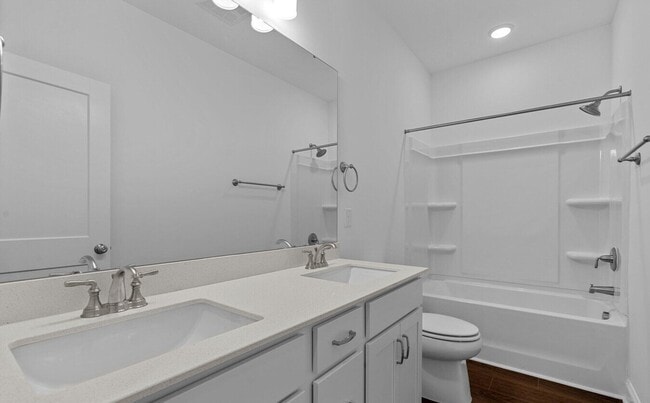 Building Photo - 113 N Franklin St