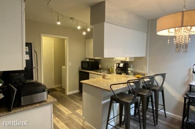 Primary Photo - 3 br, 2 bath Townhome - 1943 E Jacinto Ave