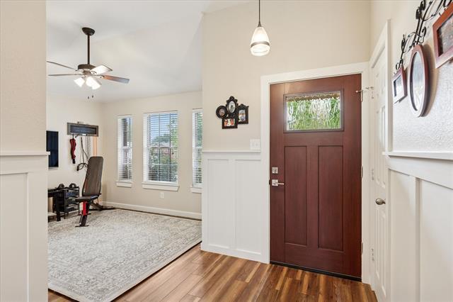 Building Photo - 3608 Chapel Hill Lane