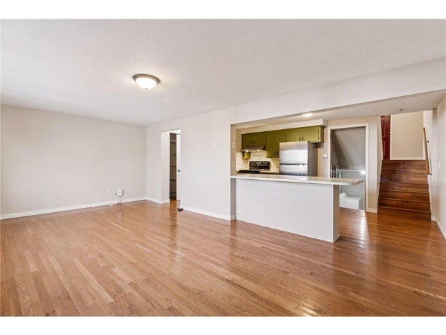 Foto del edificio - 1241 Circle Terrace Blvd NE