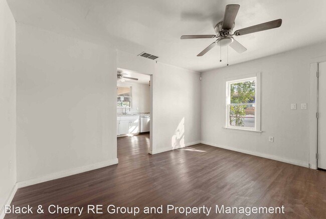 Building Photo - 3 br, 1 bath House - 415 N 9th Street