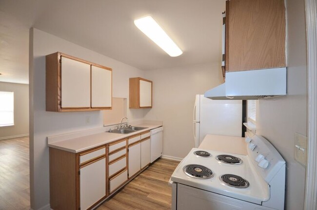 Foto del edificio - 315 S Dudley St