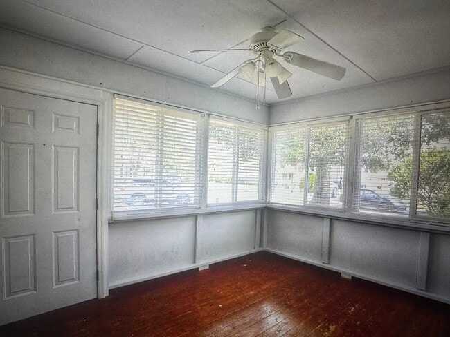 Sun room - 6813 Torrance Ln