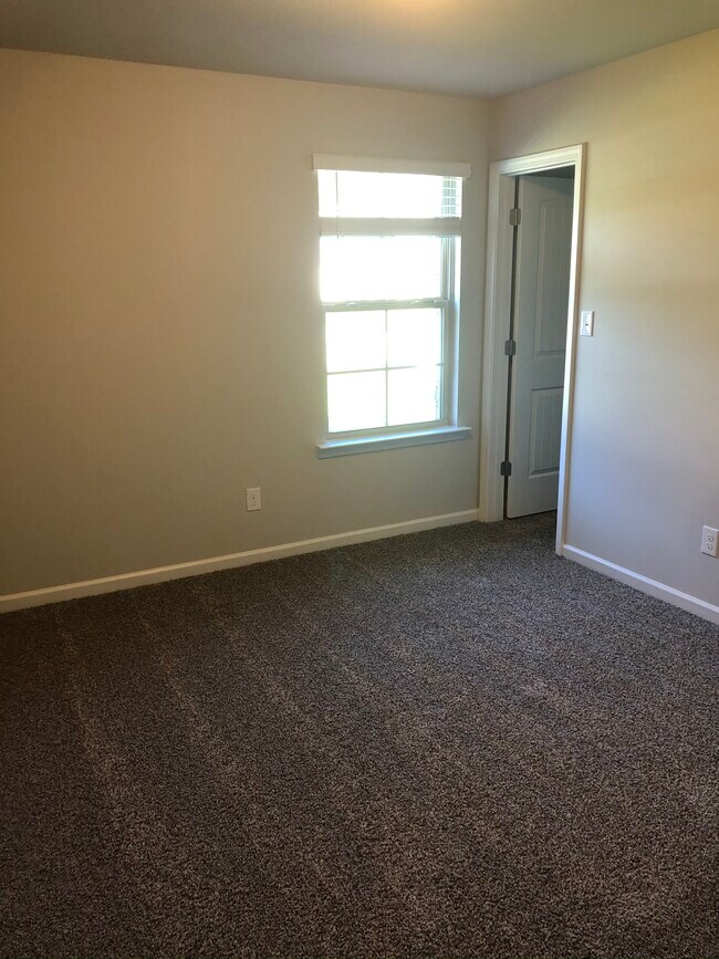 Foto del edificio - 28432 Longfellow Ln