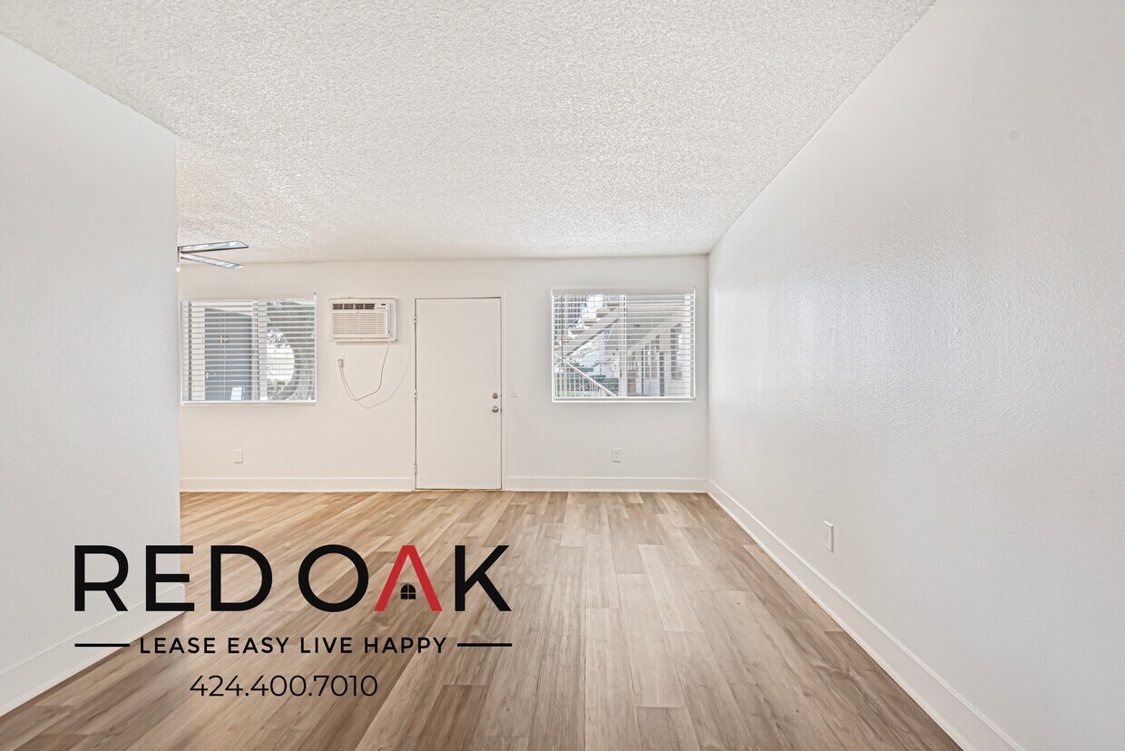 Foto principal - 13325 Heacock St