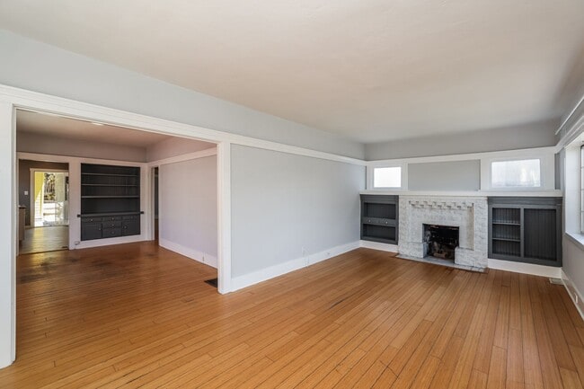 Foto del edificio - Beautiful 1918 Oakland Home!!