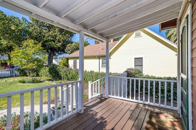 Building Photo - 1 br, 1 bath House - 11564 Kling Street
