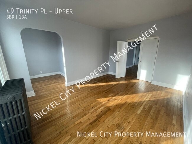 Foto del edificio - 49 Trinity Pl