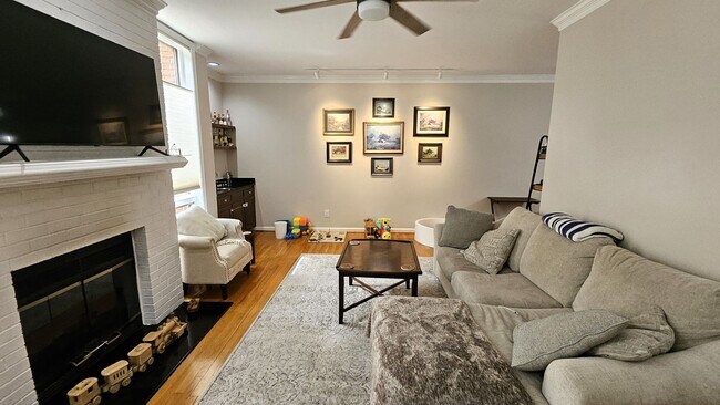 Foto del edificio - Stunning Townhome In The Heart Of Ghent