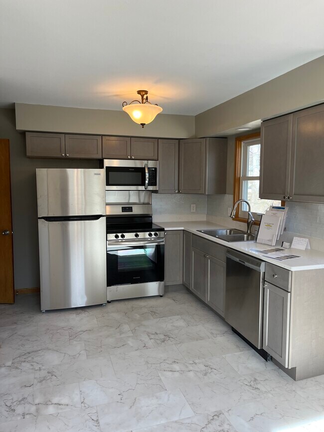 Foto del edificio - 45 20th Ave N