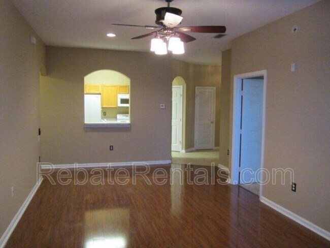 Foto del edificio - 7990 Baymeadows Cir E