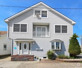 Building Photo - 20 N Swarthmore Ave