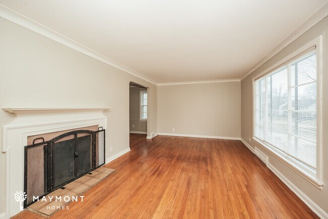 Building Photo - Classic 3 bedroom Home in Cleveland Heights, OH