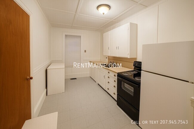 Building Photo - 75 Ohio St