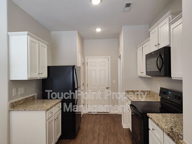 Building Photo - 9623 Weikert Rd