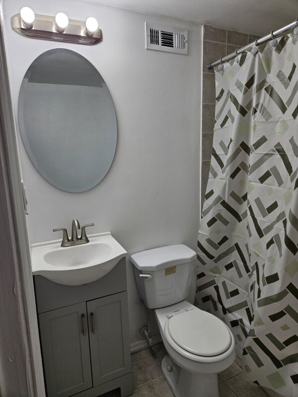 Foto principal - 904 Doane Ave