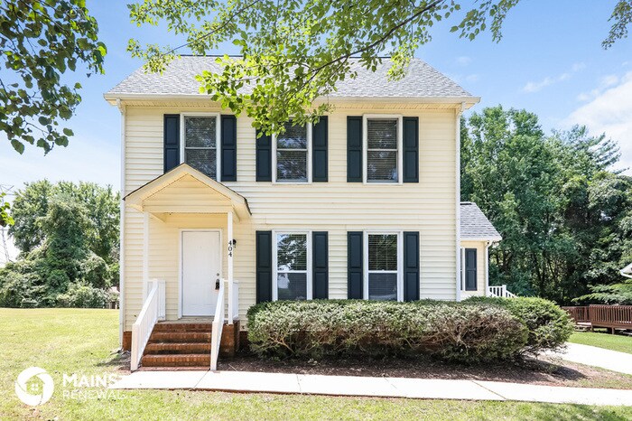 Primary Photo - 404 Peach Orchard Dr