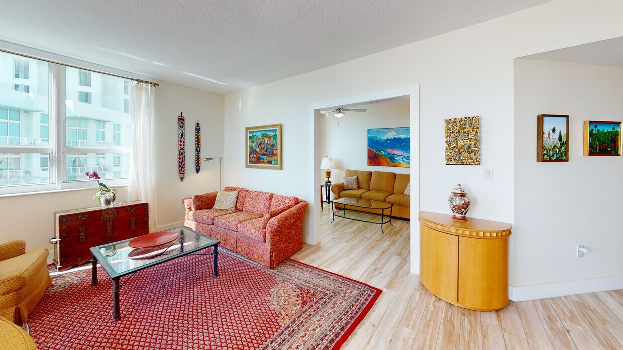 Photo - 2000 N Bayshore Dr Apartment