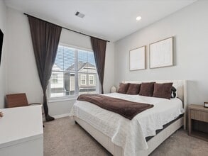 Building Photo - 8411 Berry Brush Ln Building Photo - 8411 Berry Brush Ln