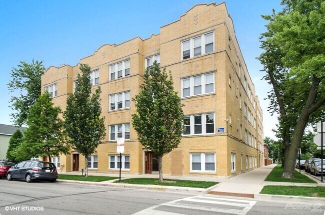 Foto del edificio - 3003 N Spaulding Ave