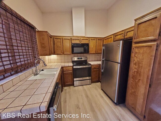 Building Photo - 2 br, 2 bath House - 4305 Planz Road Unit D