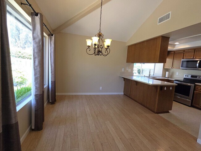 Foto del edificio - Scripps Ranch Beauty