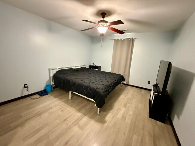 Foto del edificio - 4934 Teras Point Way