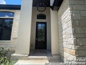 Foto del edificio - 399 Bauer Ln