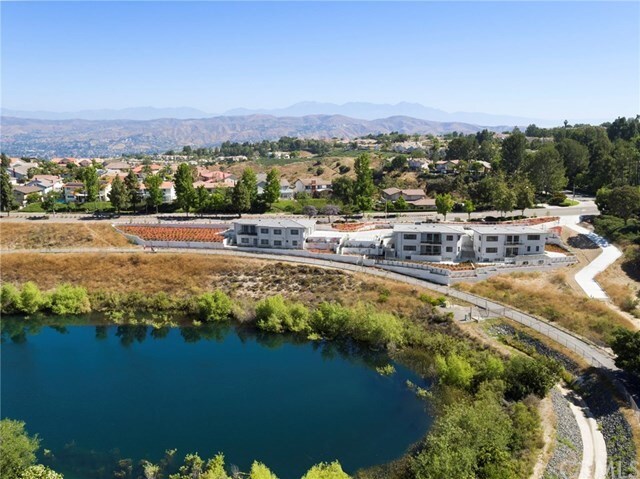 Foto principal - 7262 Lake Crest Ln