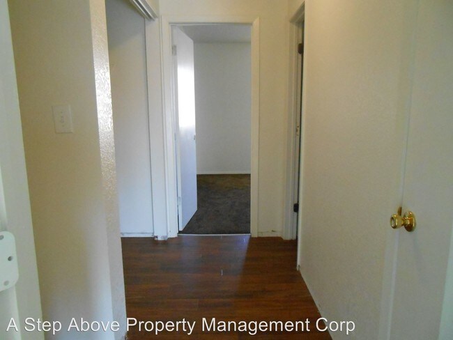 Building Photo - 488 32 Rd