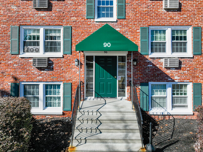 90 Ridgewood Lane is located in Gardner, MA. - Ridgewood Condo