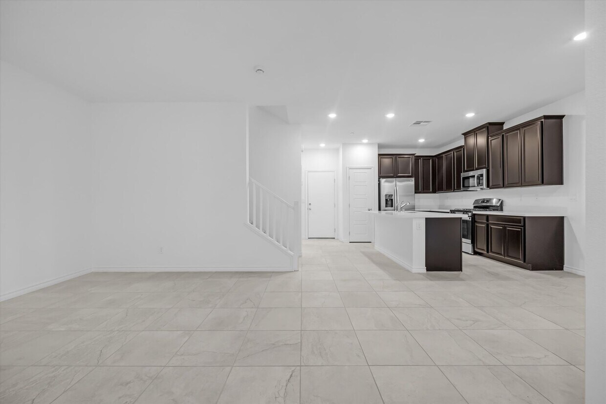 Foto principal - Iron Mountain Townhome with attached garage