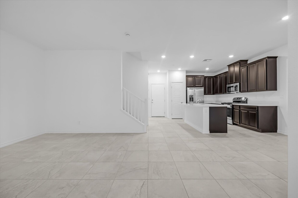 Primary Photo - Iron Mountain Townhome with attached garage
