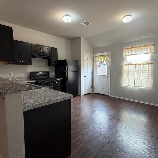 Foto del edificio - 2044 Autumn Way