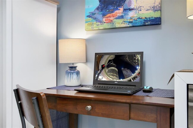 Foto del edificio - 415 E Beach Dr