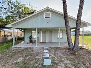 Building Photo - 331 E Street Unit