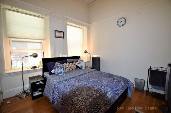 Building Photo - 8 Garrison St