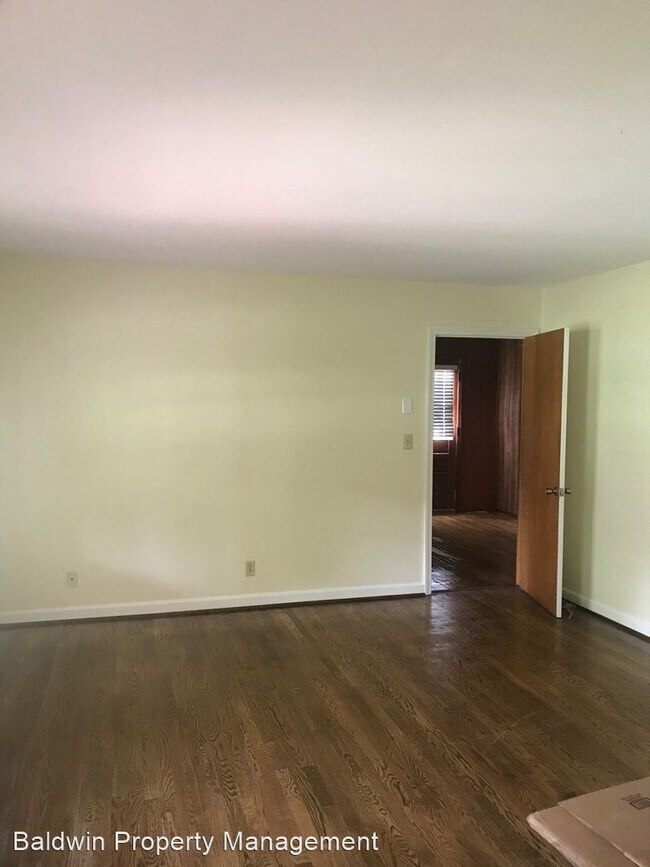 Foto del edificio - 3 br, 2 bath House - 810 Polo Rd