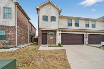 Building Photo - 1142 Mahmoud Egal Dr