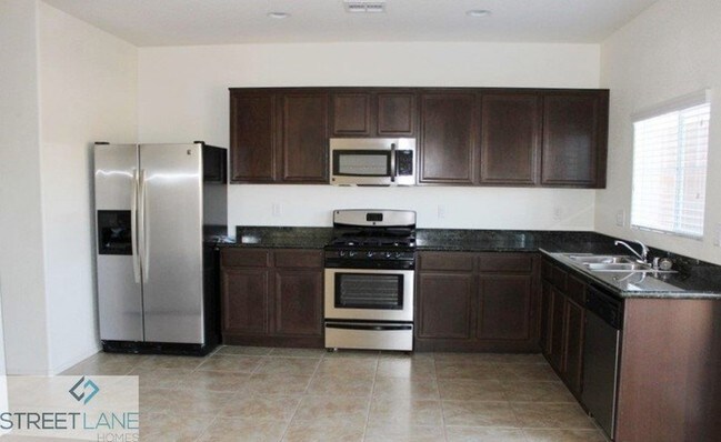Foto del edificio - 10742 Leatherstocking Ave