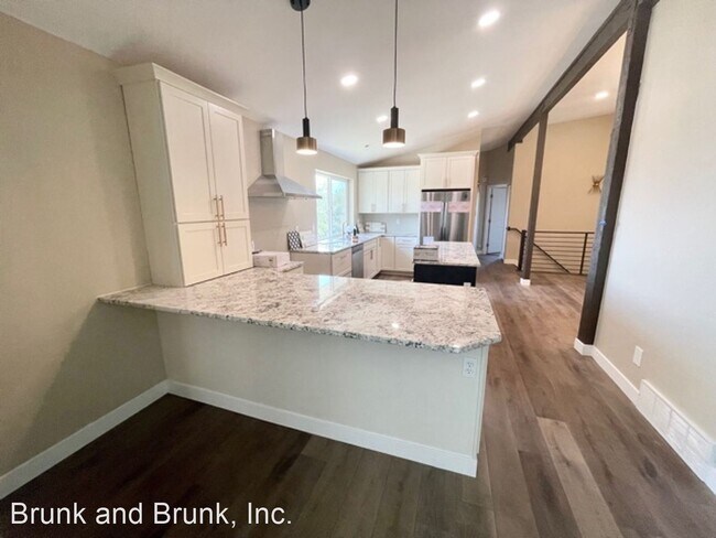 Building Photo - 4 br, 3 bath House - 6235 Mach 1 Dr.