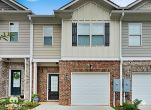 Building Photo - 8382 Douglass Trail