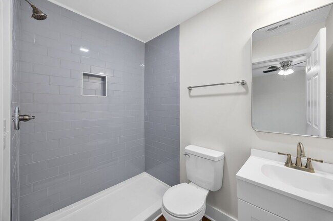 Building Photo - 6 Goodrich St