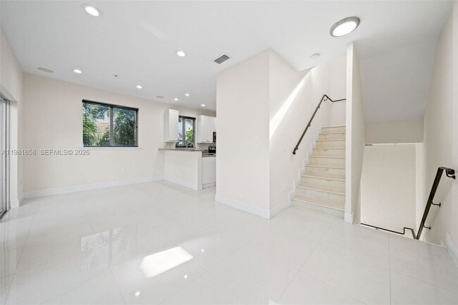 Photo - 2951 Virginia St House