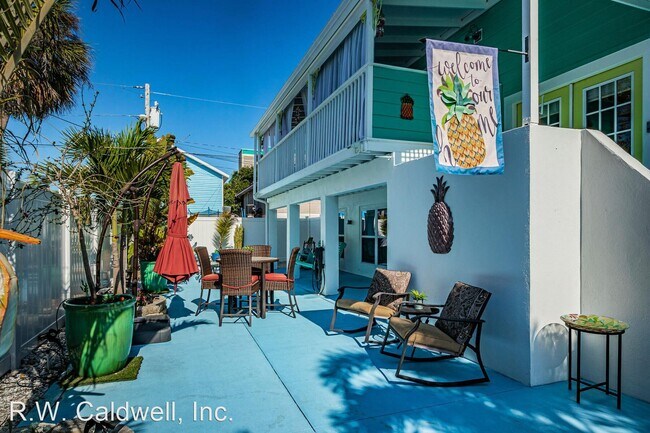 Building Photo - 3 br, 3 bath House - 2921 Dupont Street S
