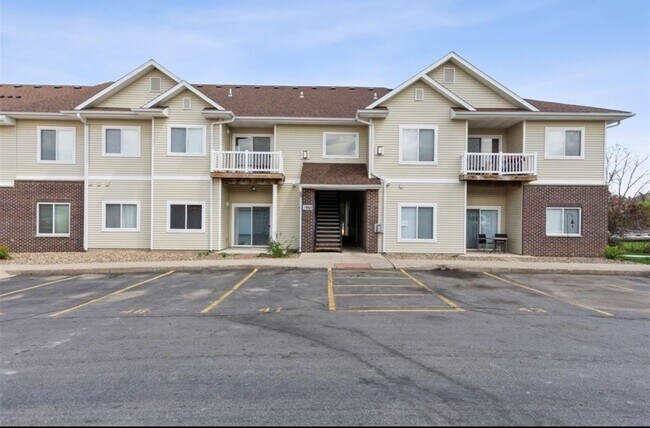 Foto del edificio - 1900 Rockford Rd SW