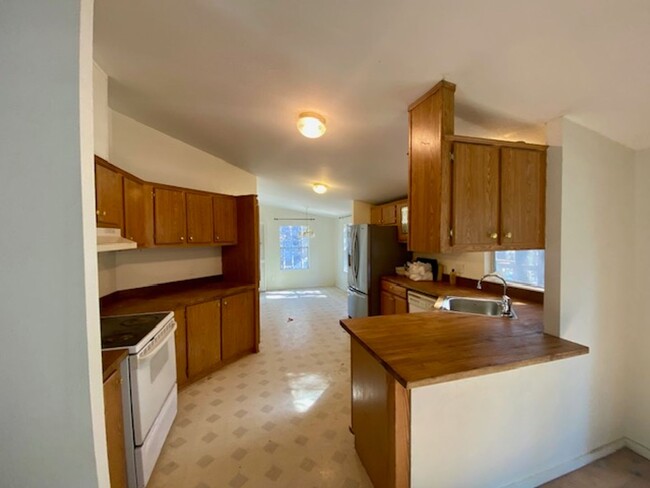 Foto del edificio - Charming Single Level 3 Bedroom Home in Pr...