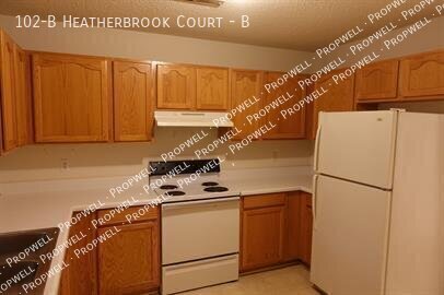 Foto del edificio - 102-B Heatherbrook Court-B