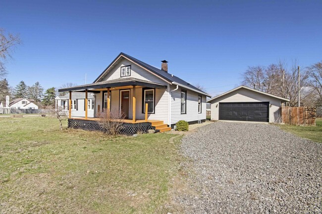 Foto del edificio - 54054 N Ironwood Rd