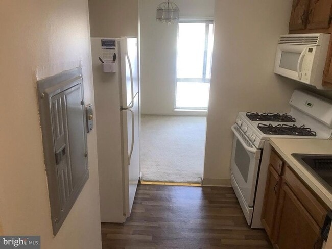 Building Photo - 6091 Majors Ln